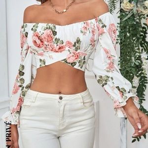 Women’s cropped blouse